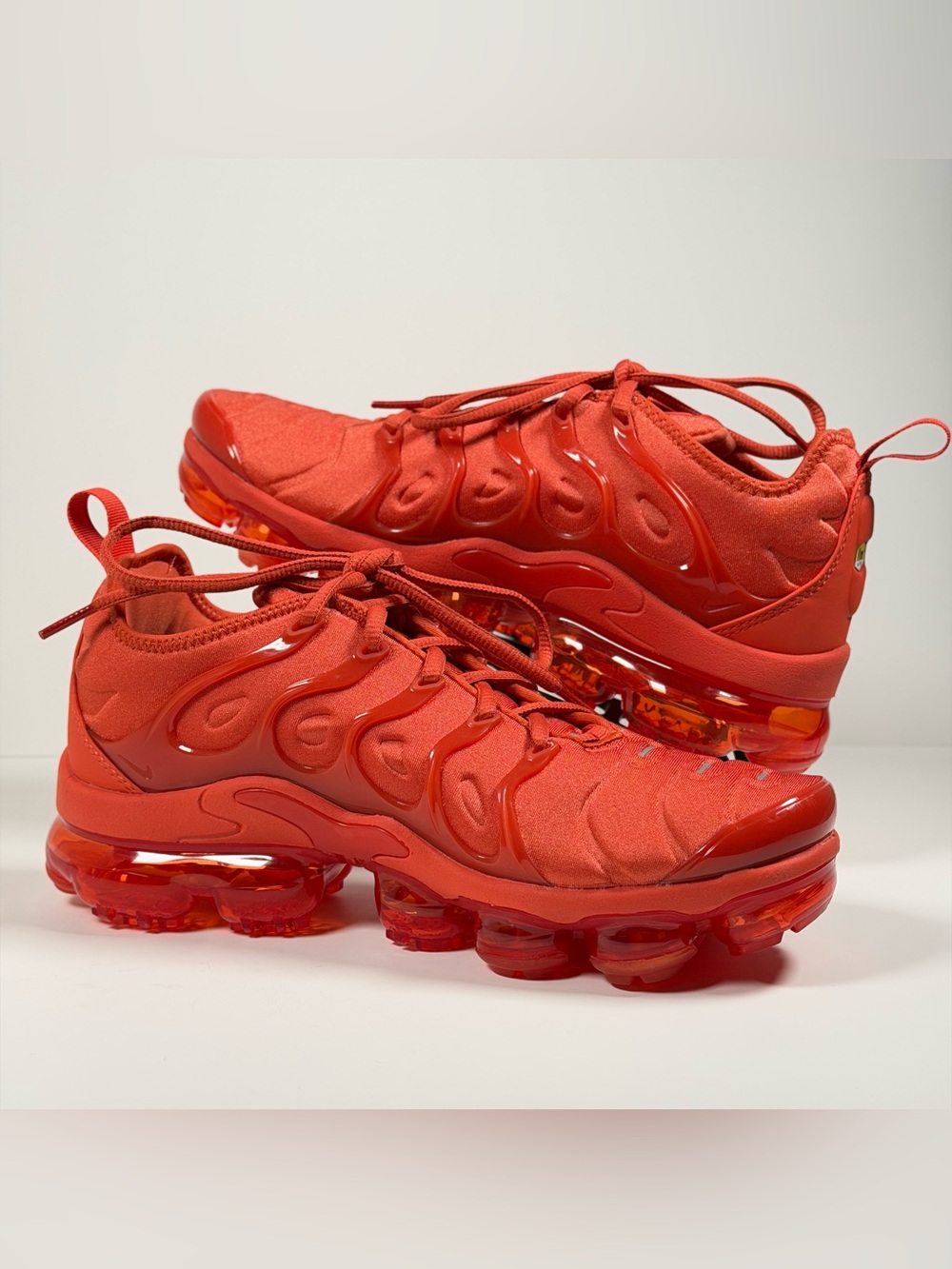 Nike Air VaporMax Plus Triple Orange Women Size 8 Sneakers Shoes DZ4440-800